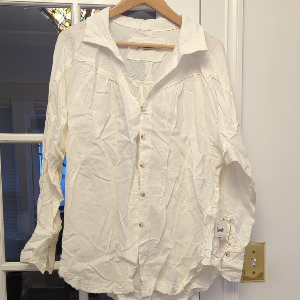 NWT Free People We The Free White Button-Up Blouse Size Small